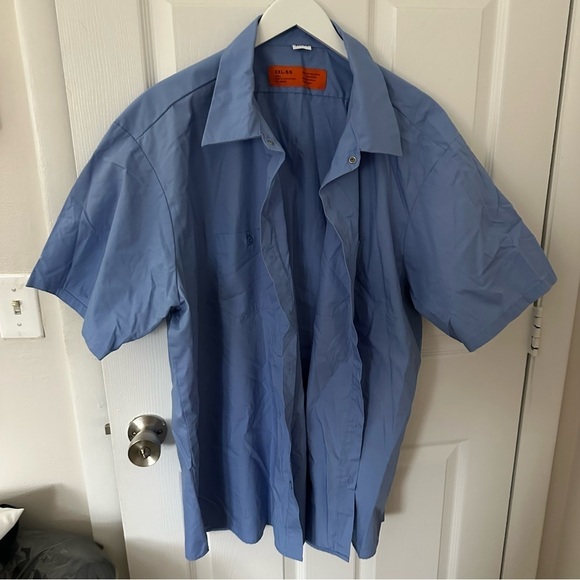 Other - Men’s Blue Button Down Short Sleeve Shirt